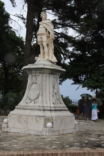 051-Памятник генералу Шуленбургу